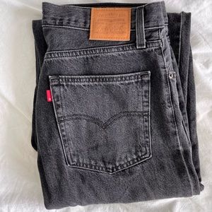 Levi’s Baggy Dad Jean